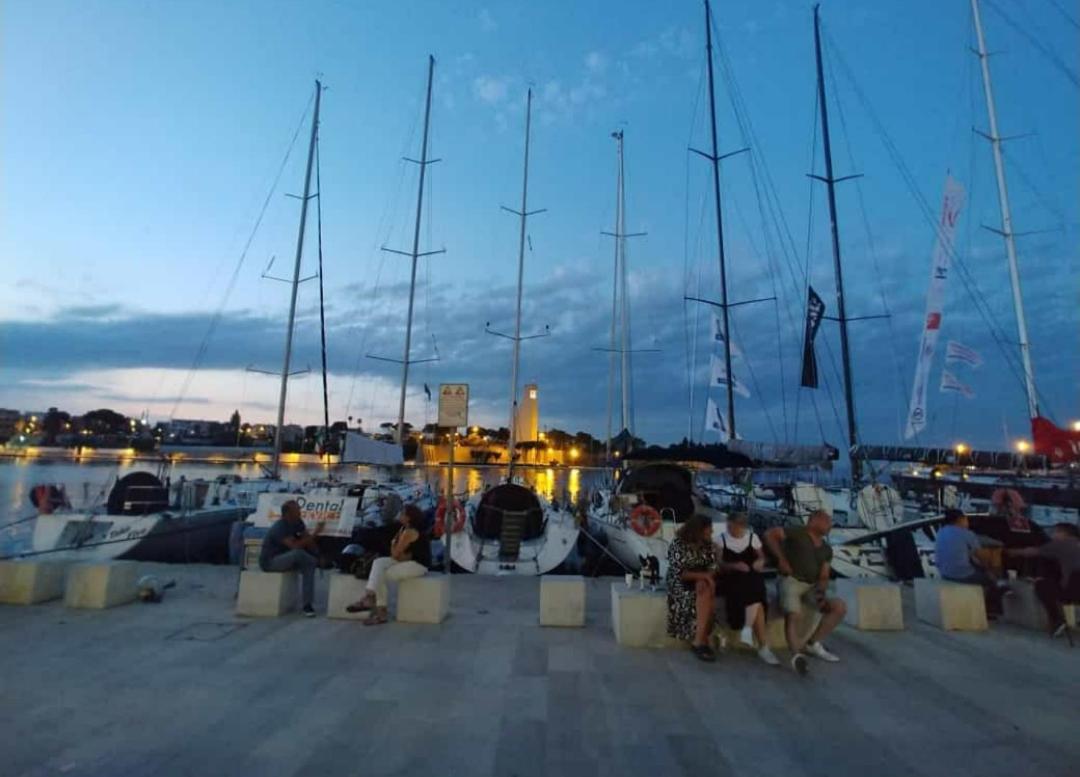 Salento vacanze Brindisi Esterno foto