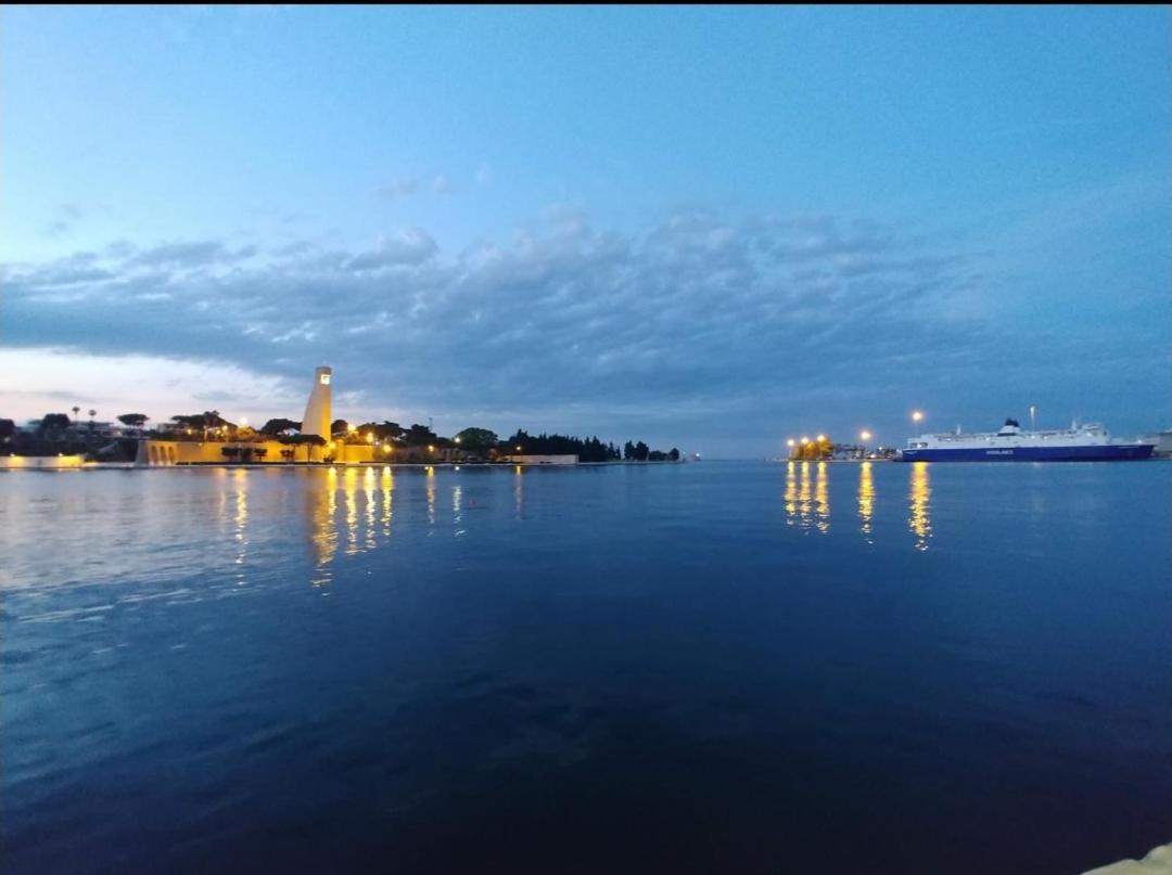 Salento vacanze Brindisi Esterno foto